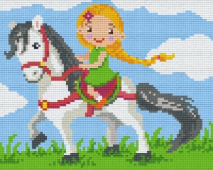 Petite fille sur son cheval